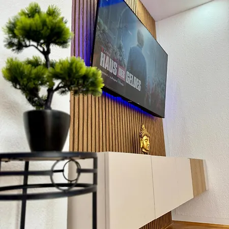 Lux 68
