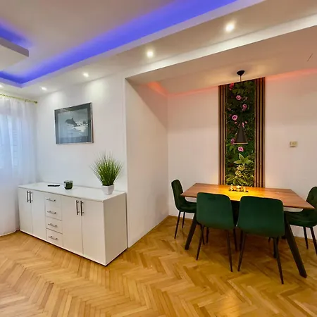 Lux 68 Διαμέρισμα Ζβόρνικ